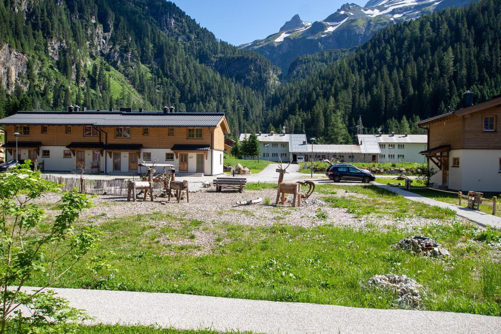 Tauerndorf Enzingerboden Ski In&Out - Steinbock Lodges Εξωτερικό φωτογραφία