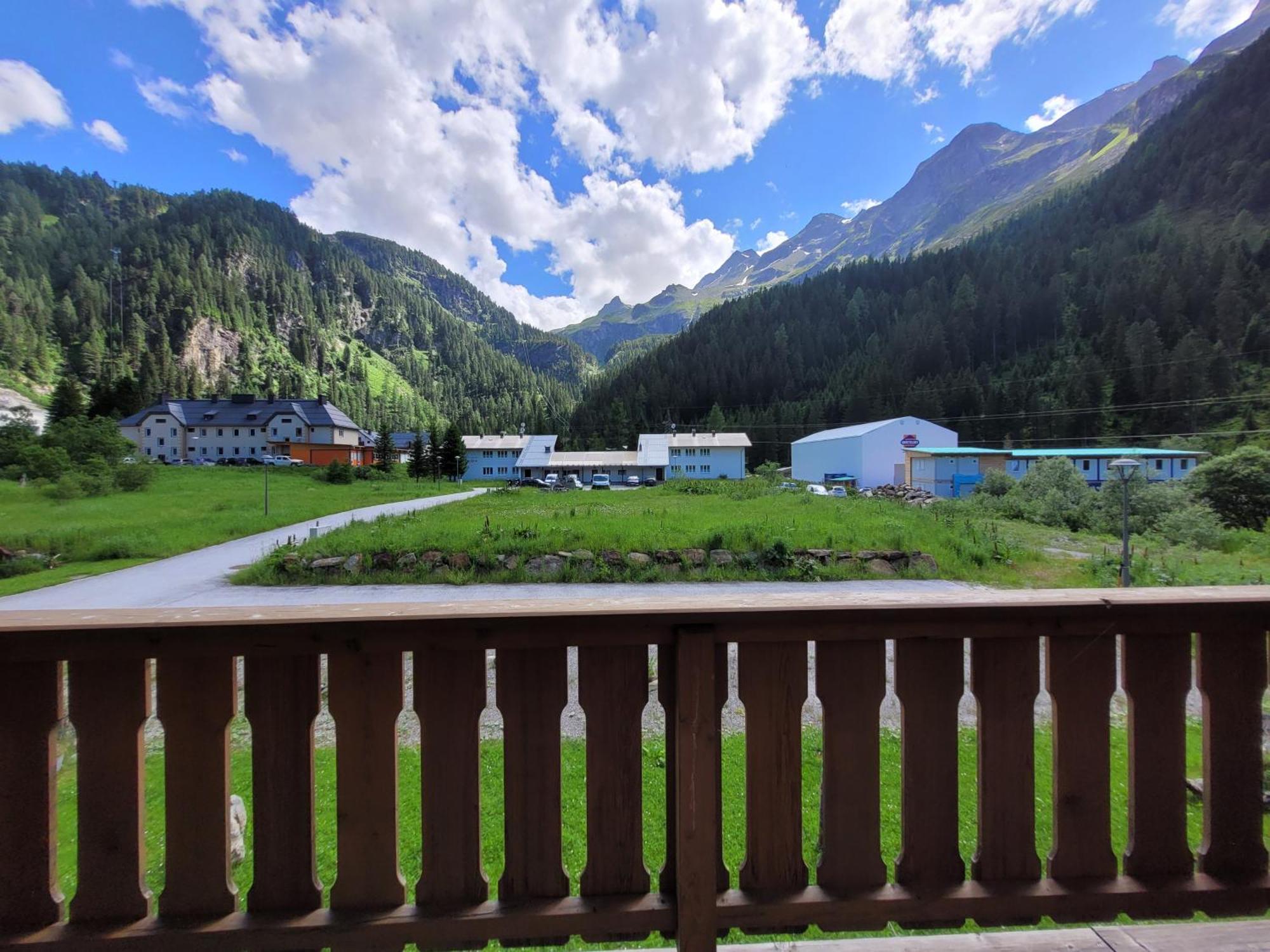 Tauerndorf Enzingerboden Ski In&Out - Steinbock Lodges Δωμάτιο φωτογραφία
